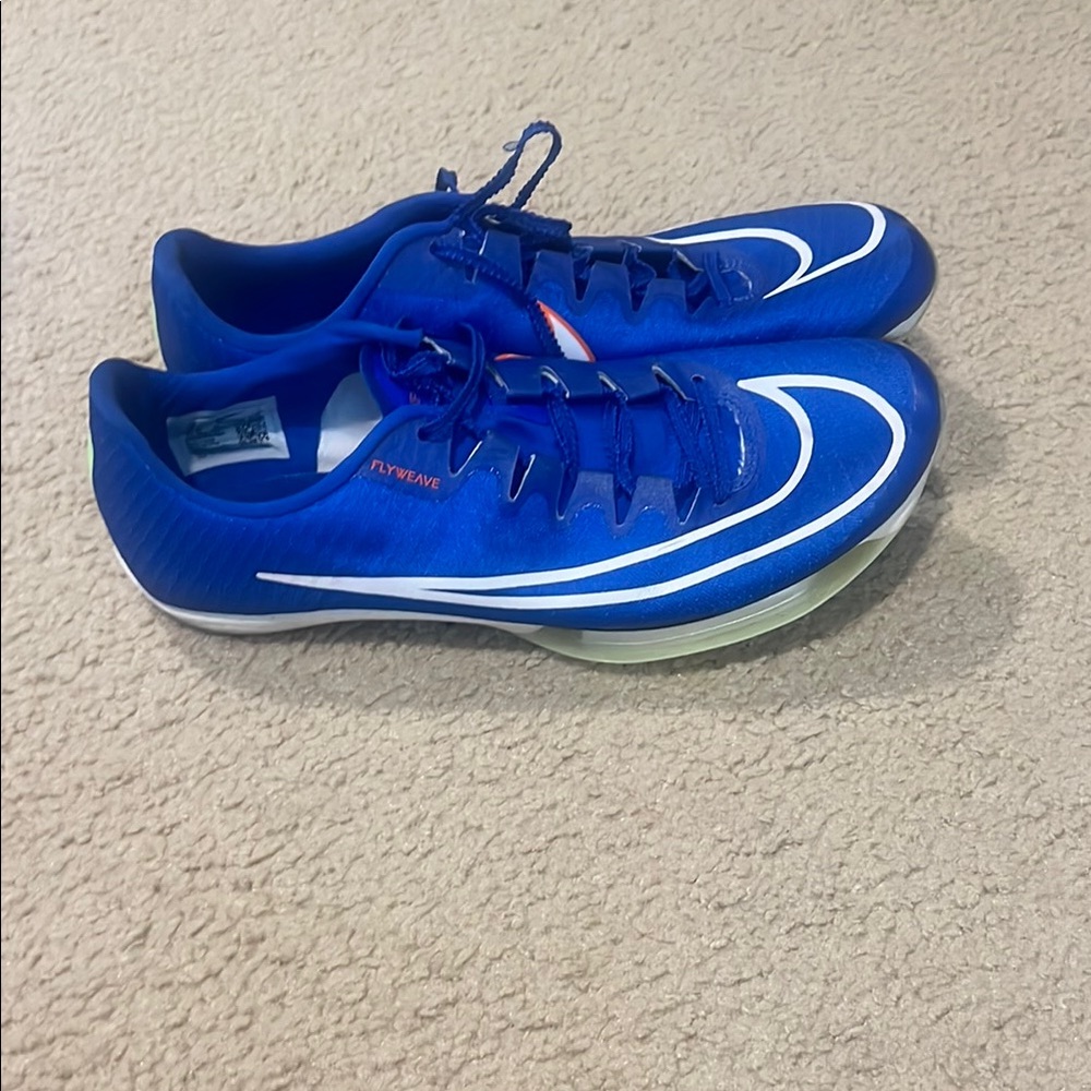 Nike maxflys